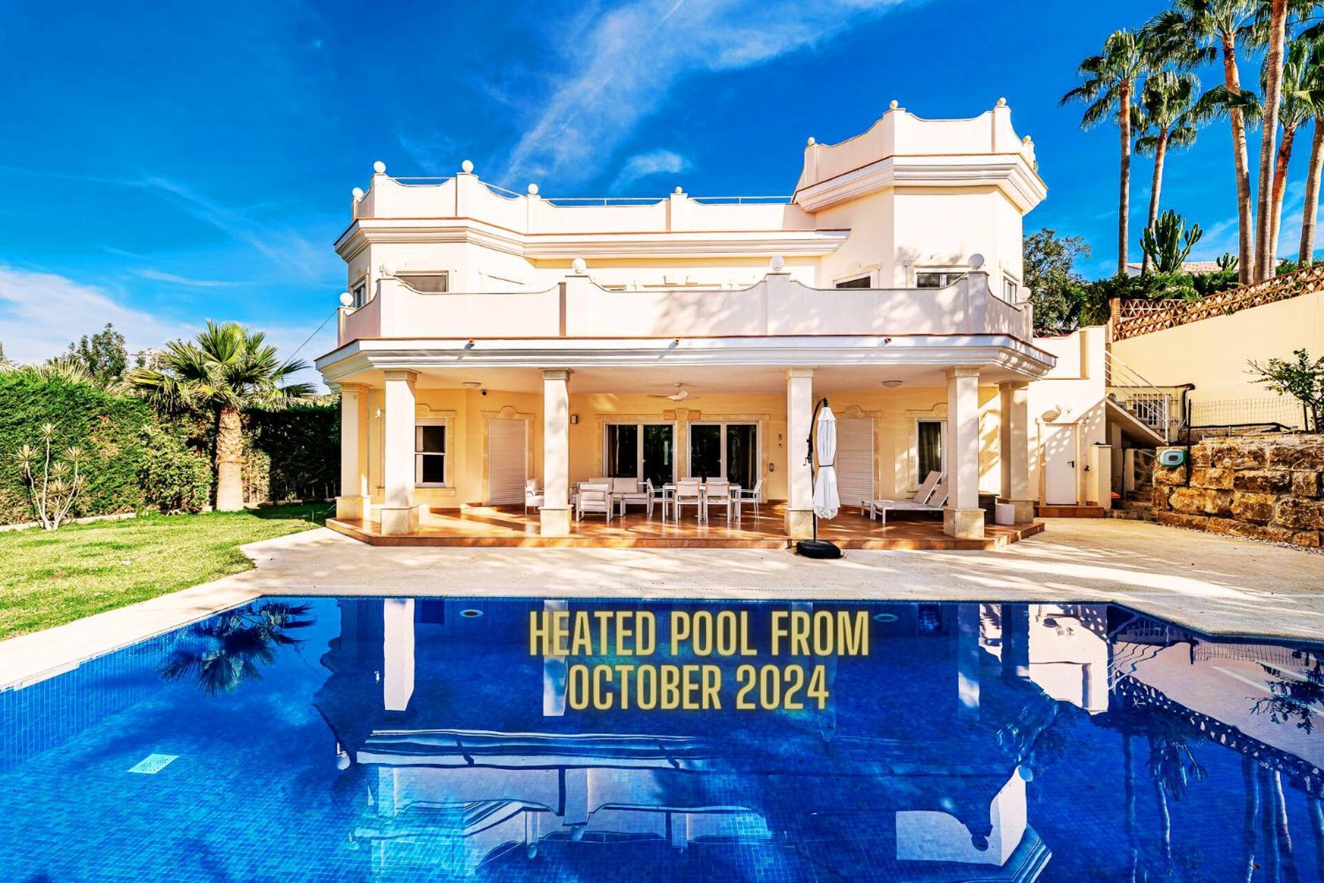 Svim, Walking Distance To The Beach! Villa Marbellac